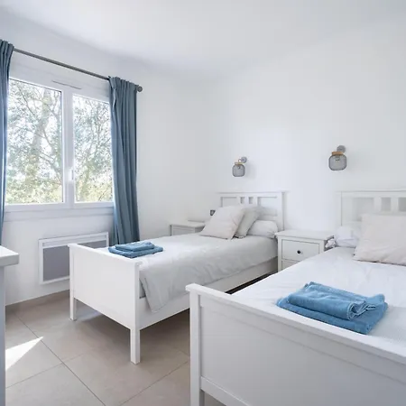 La Bastide Blanche Magnifique 5 Etoiles 5 Et Piscine Privee Sur 6500 M