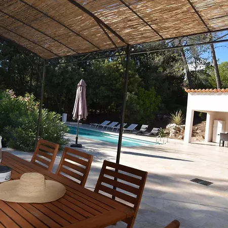 La Bastide Blanche Magnifique 5 Etoiles 5 Et Piscine Privee Sur 6500 M Villa