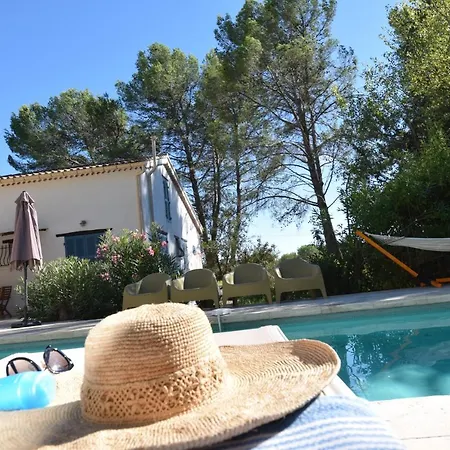 La Bastide Blanche Magnifique 5 Etoiles 5 Et Piscine Privee Sur 6500 M Villa